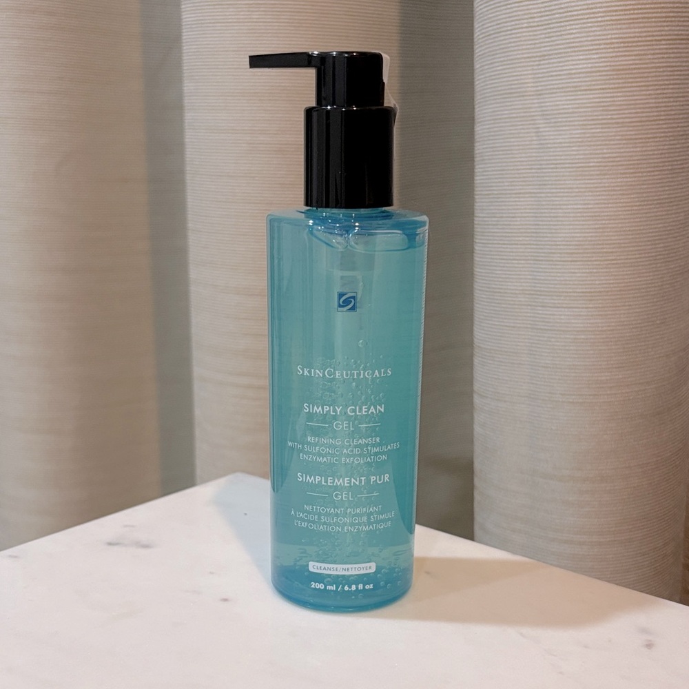 SkinCeuticals Simply Clean Gel 200ml pump bottle